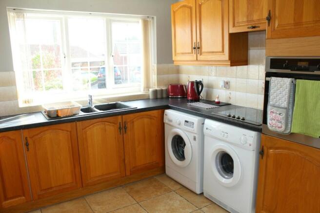 Fitted Kitchen Picture 2