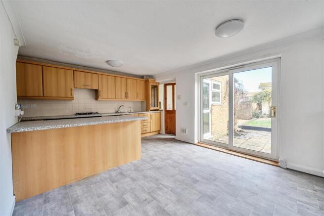 2 Highcroft, Yardley Gobion (14).jpg
