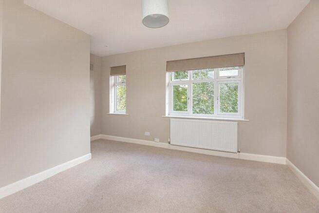 2 bed Semi-Detached to rent Image 7