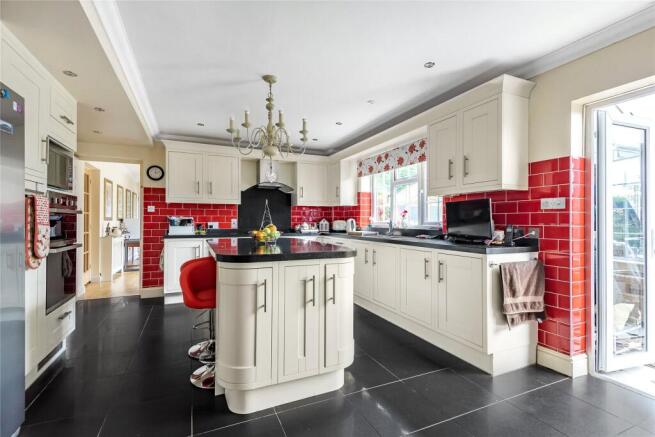 Kitchen/Breakfast Rm