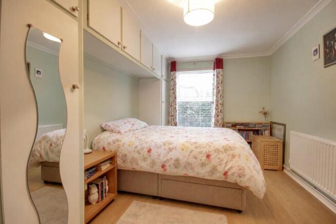 2 bed Detached Bungalow for sale Image 8