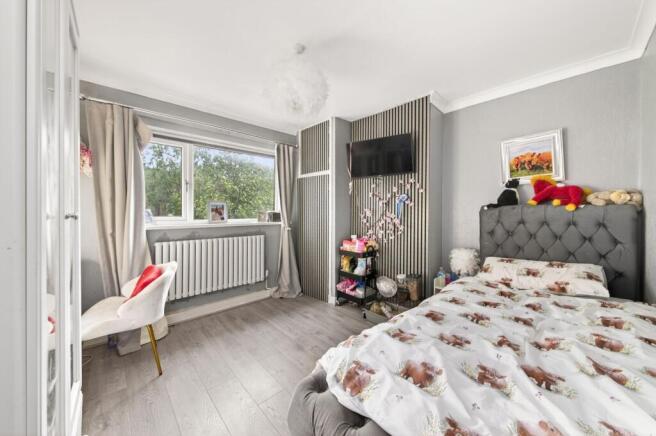 3 bed Semi-Detached for sale Image 9