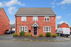32, Triumph Road, Hinckley LE10 0JJ