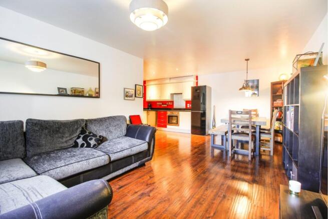 Lounge / Kitchen