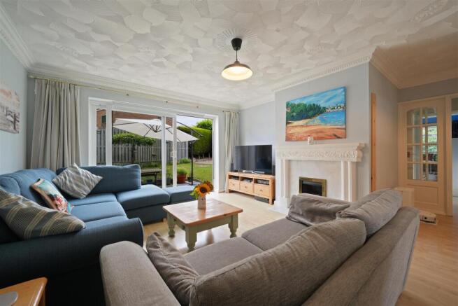 3 bed Detached Bungalow for sale Image 5
