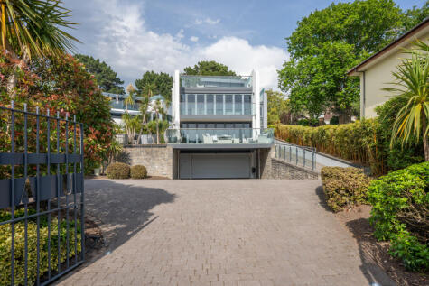 Brudenell Avenue, Canford Cliffs, Poole, Dorset, BH13