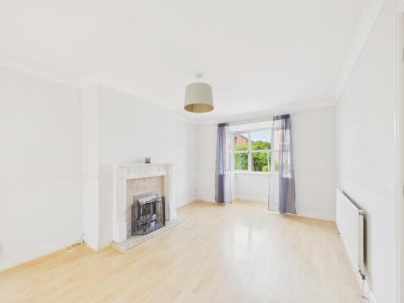 3 bed Detached for sale Image 5