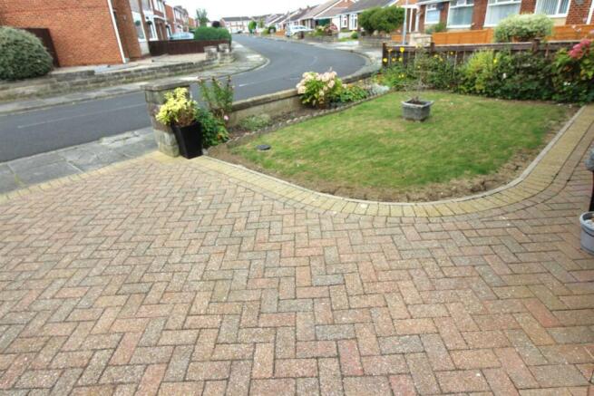 front garden.JPG