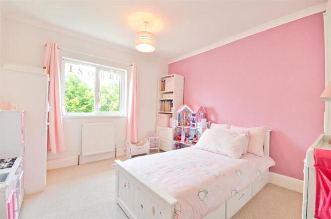 Bedroom 2.JPG