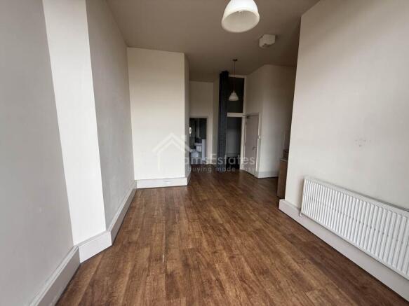 2 bed Flat for sale Image 2