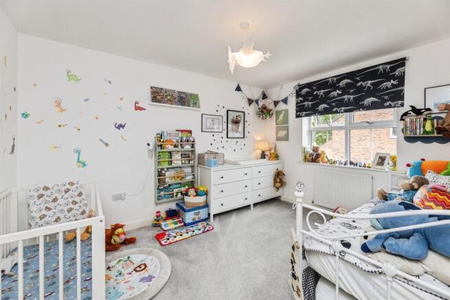 3 bed Semi-Detached for sale Image 12