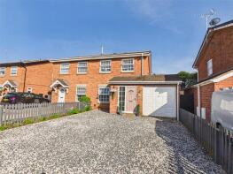27, Stanway Close, Worcester WR4 9XL