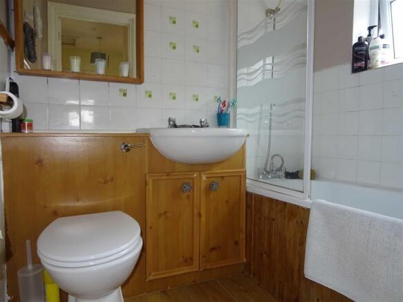 Bedroom 3 (rear)