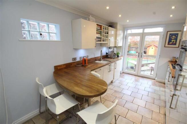 DINING KITCHEN