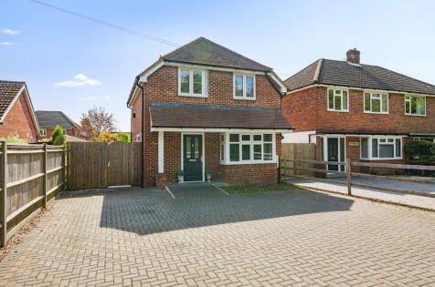 Segensworth Road, Fareham, Hampshire, PO15