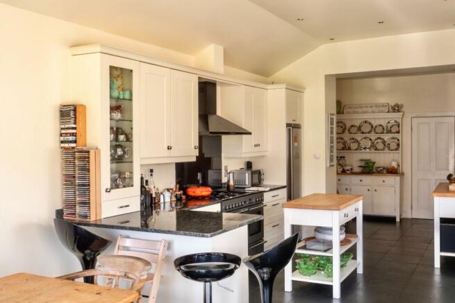 Kitchen/Breakfast Room