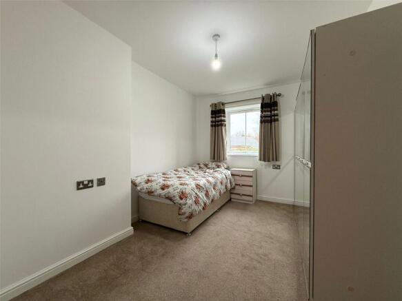 2 bed Apartment for sale Image 7