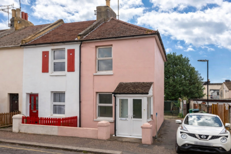 Cross Street, Worthing, BN11
