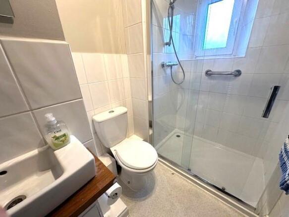 2 bed Cottage to rent Image 6