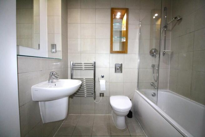 1 bed Apartment to rent Image 7