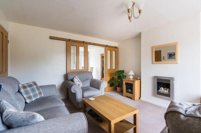 4 bed Semi-Detached for sale Image 6