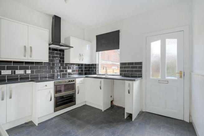 2 bed Terraced for sale Image 5