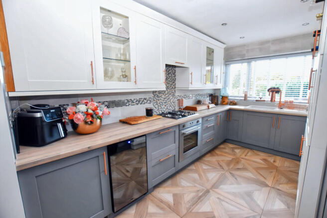 Kitchen 1
