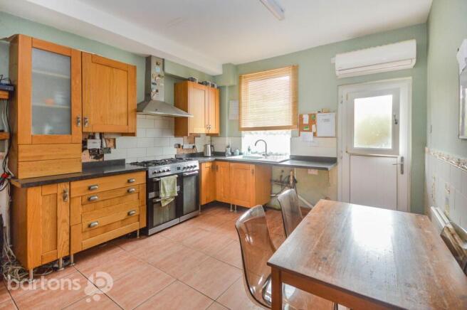 Kilnhurst Road, Rawmarsh, S62 photo 3