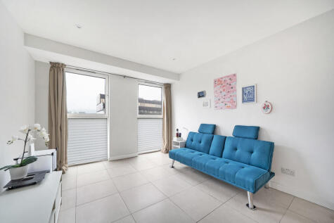 Portman House, 136 High Road