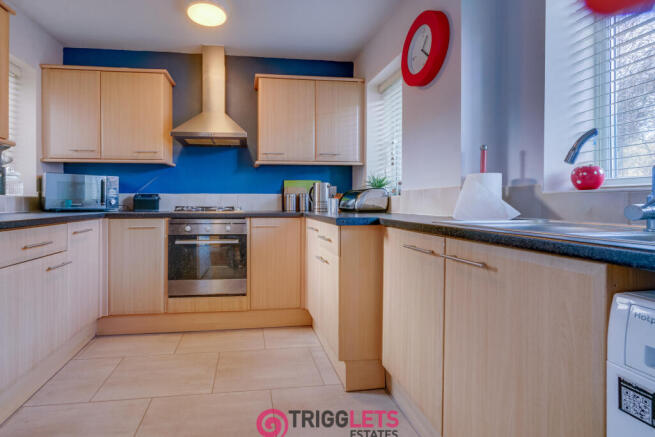 3 bed Detached for sale Image 6