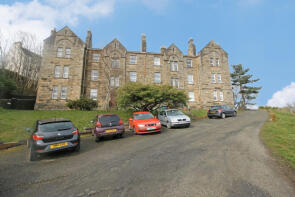 13, Castle Court, Stirling FK8 1EL