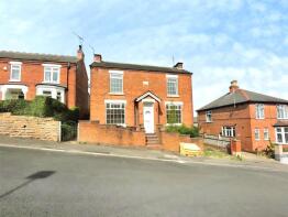 17, Forester Grove, Nottingham NG4 1FR