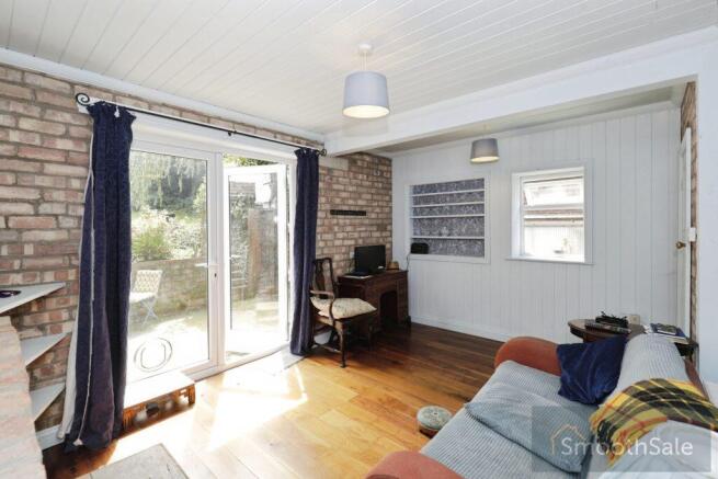 2 bed Semi-Detached for sale Image 6