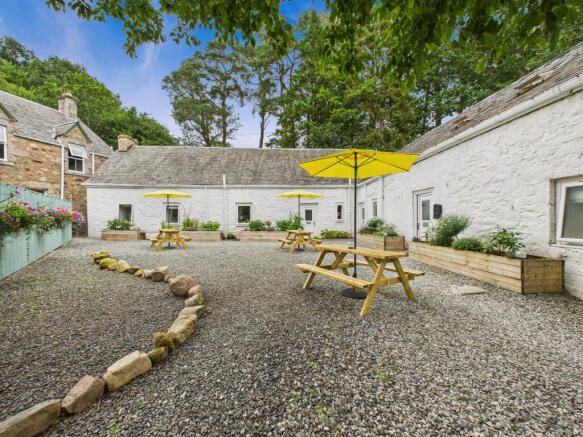 CAM03185G0-PR0112-STILL021