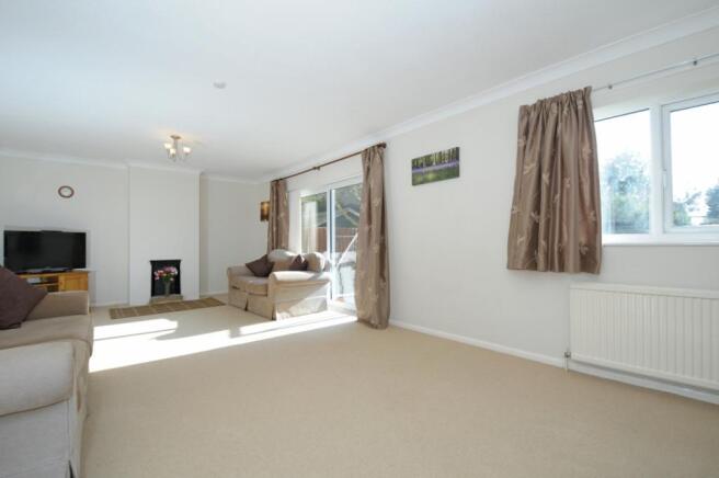 Sitting/Dining Room