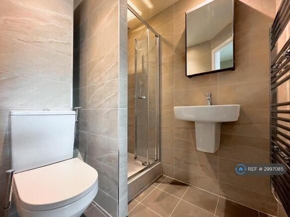 2 bed Flat to rent Image 7