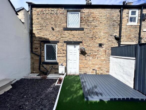2 bed Terraced for sale Image 12