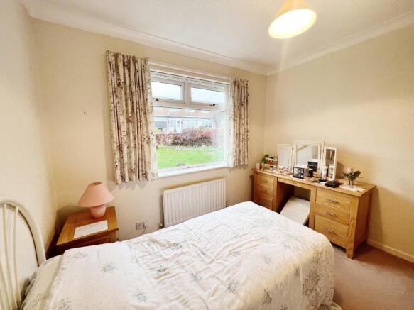Bedroom 2 pic 1.jpg