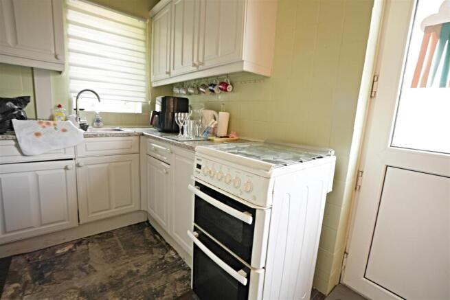 3 bed Semi-Detached for sale Image 5