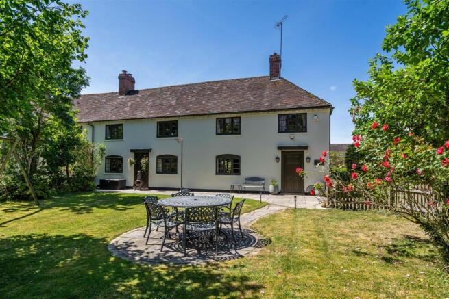 Corner Cottage_47.jpg