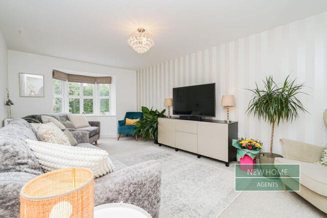 2 bed Flat for sale Image 5
