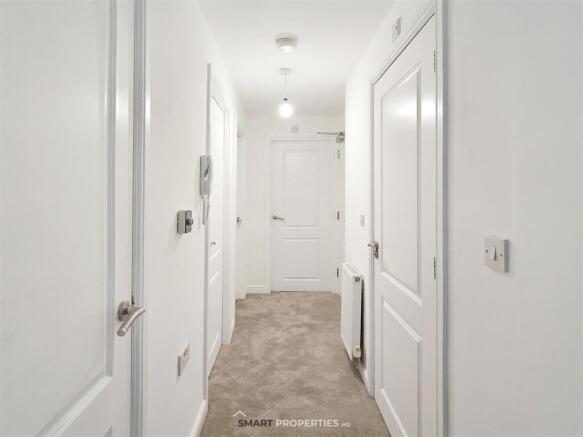 2 bed Flat for sale Image 12