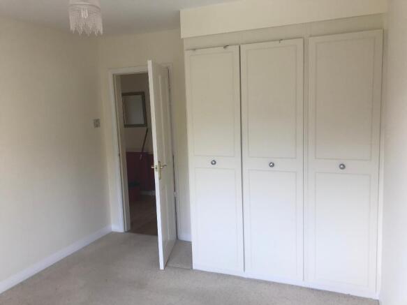 Fitted wardrobe master bedroom
