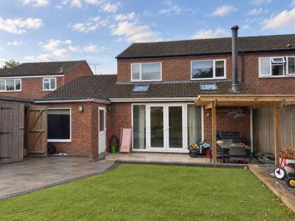 Dry Thistle Close, Bromyard