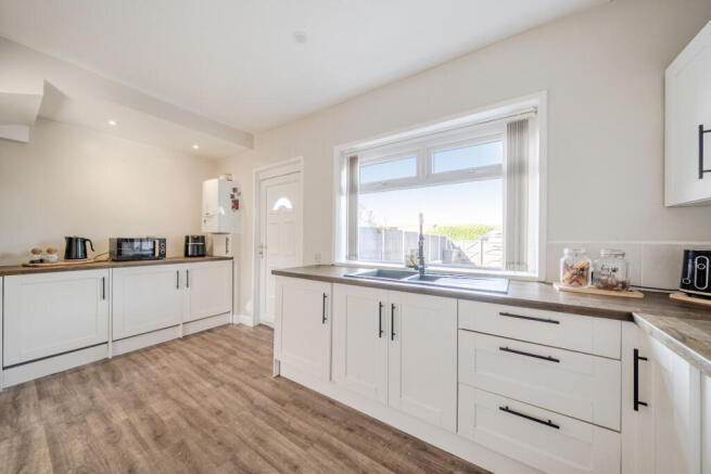3 bed Terraced for sale Image 5
