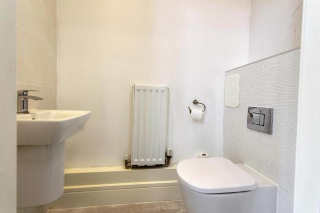 3 bed Detached for sale Image 6