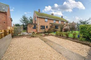 19, Helmdon Road, Wappenham NN12 8SJ