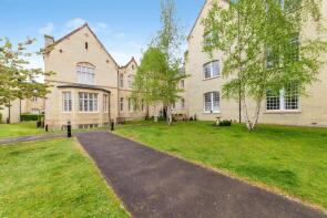 Apartment 159 West Wing, Fairfield Hall, Kingsley Avenue, Hitchin SG5 4FY
