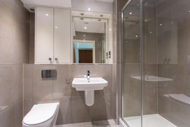 2 bed Apartment for sale Image 9