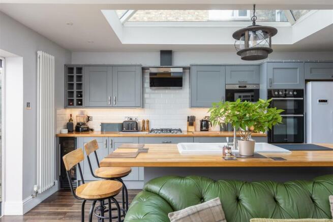 Langton Road 42 Kitchen-2.jpg